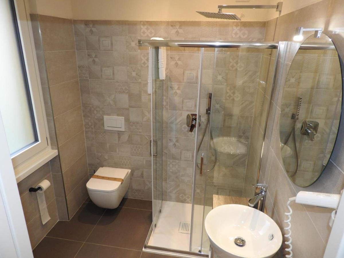 Albergo Silvana Pieve Di Ledro Esterno foto