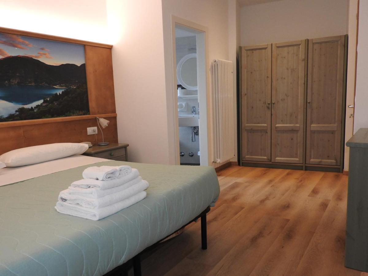 Albergo Silvana Pieve Di Ledro Esterno foto