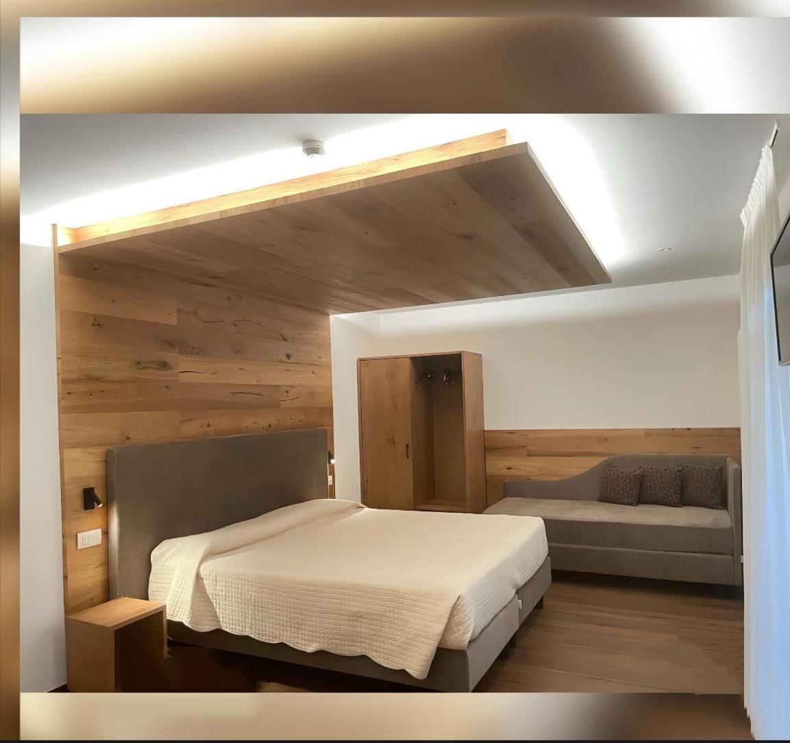 Albergo Silvana Pieve Di Ledro Esterno foto