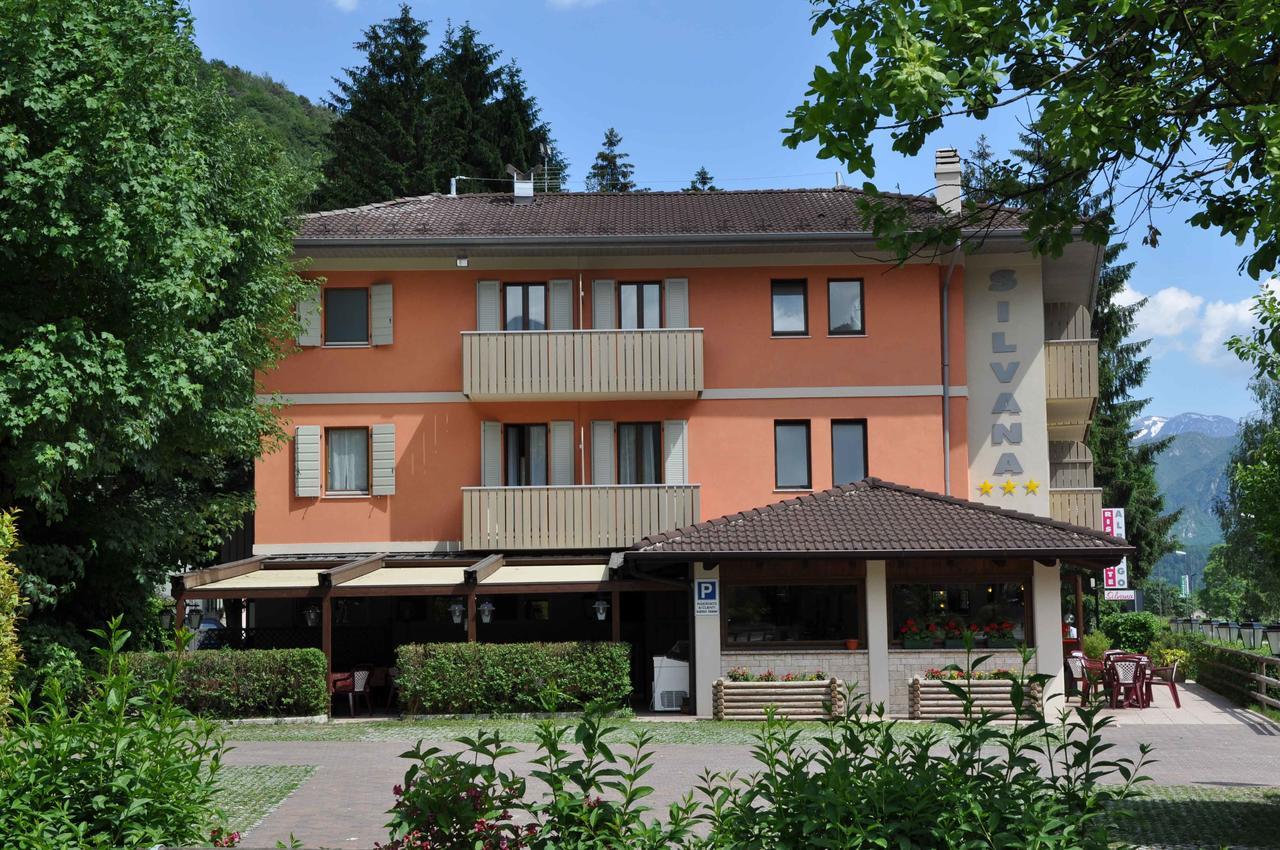 Albergo Silvana Pieve Di Ledro Esterno foto