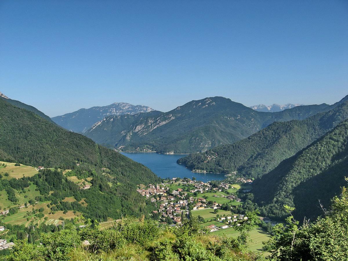 Albergo Silvana Pieve Di Ledro Esterno foto