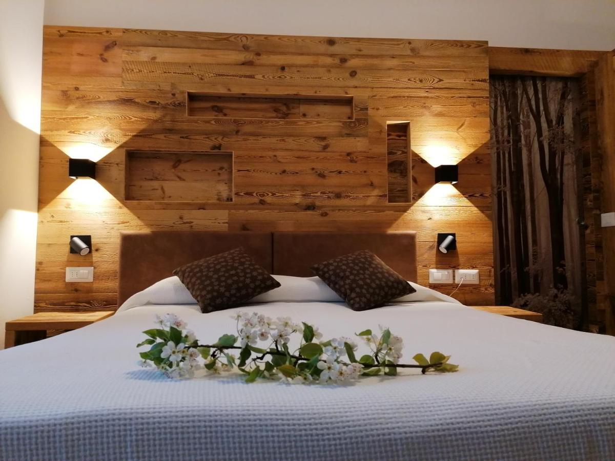 Albergo Silvana Pieve Di Ledro Esterno foto