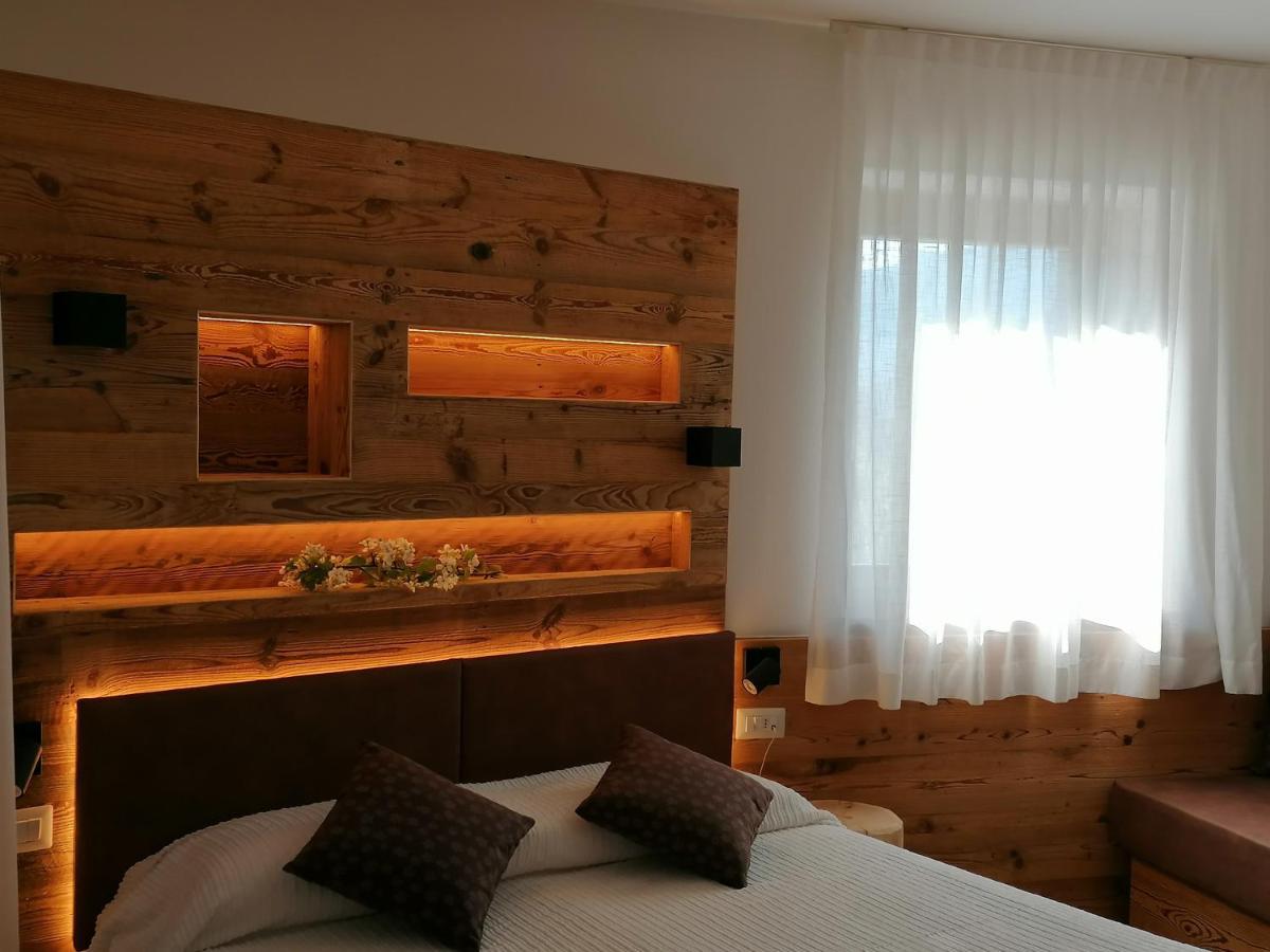 Albergo Silvana Pieve Di Ledro Esterno foto