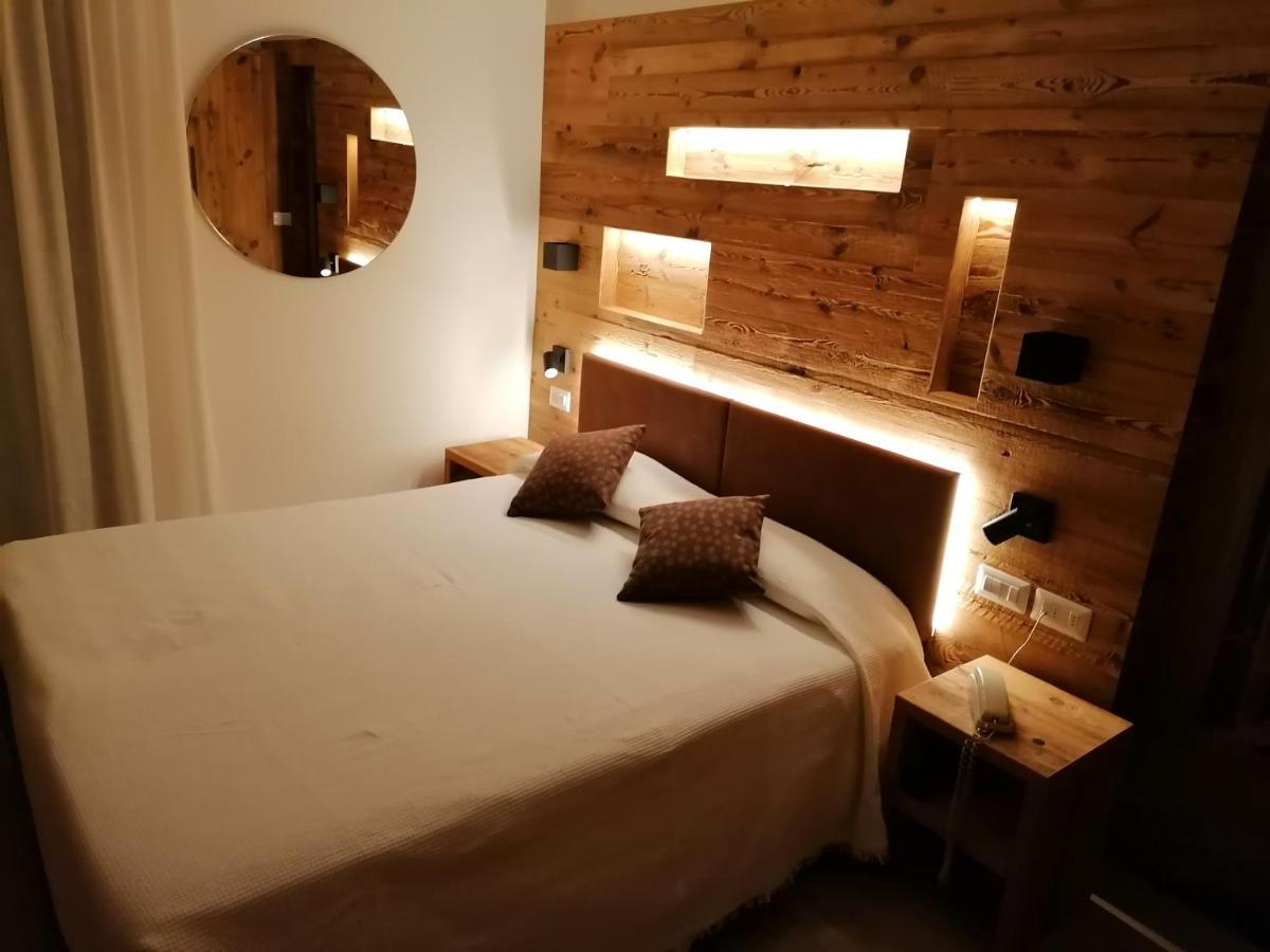 Albergo Silvana Pieve Di Ledro Esterno foto