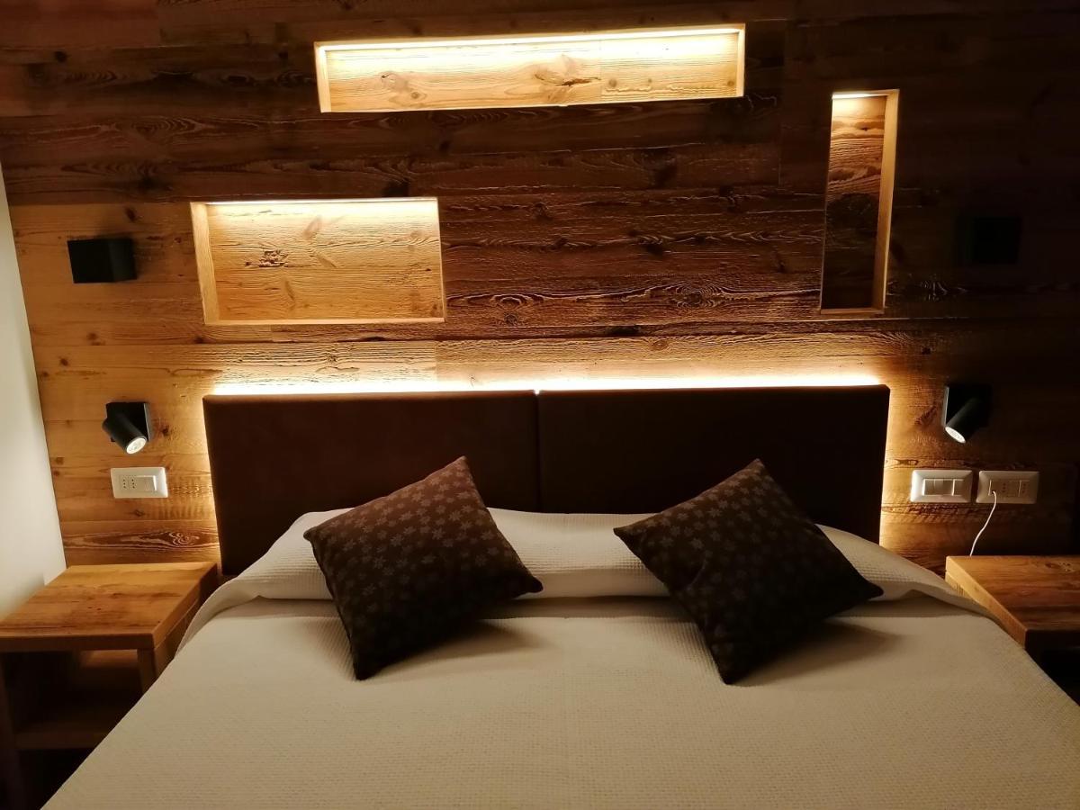 Albergo Silvana Pieve Di Ledro Esterno foto